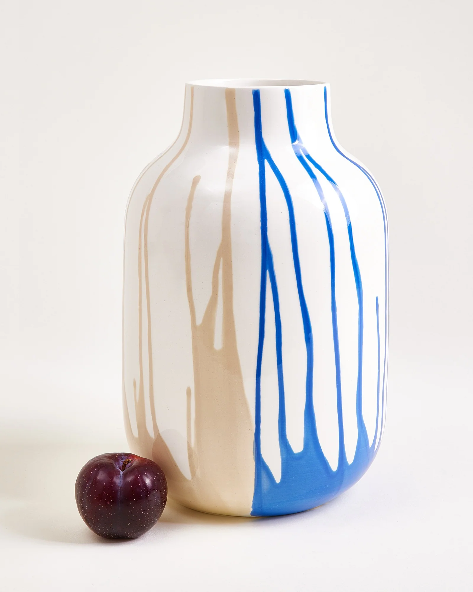 Nuno Vase M drip sand blau - Image 5