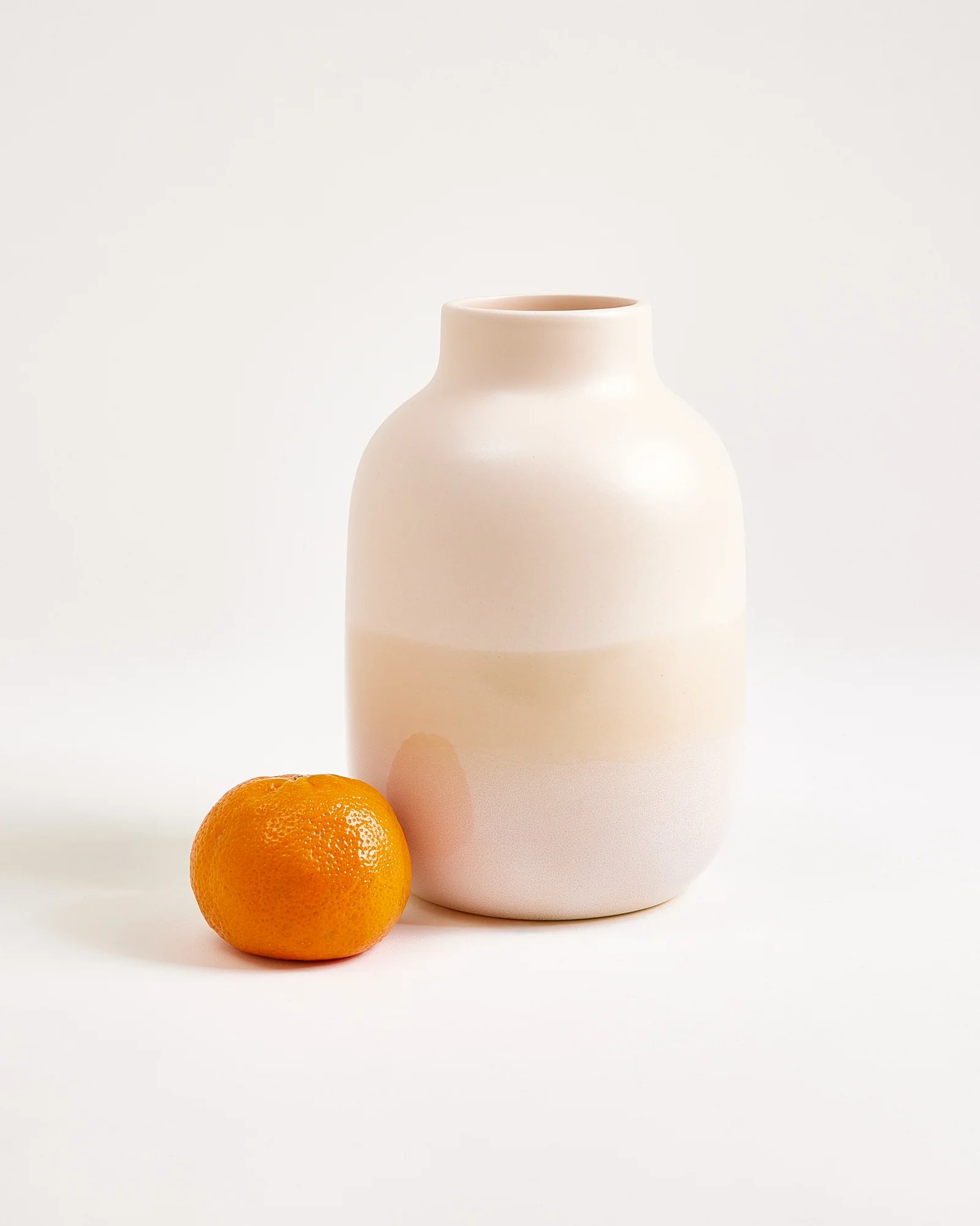Nuno Vase M sand - Image 3