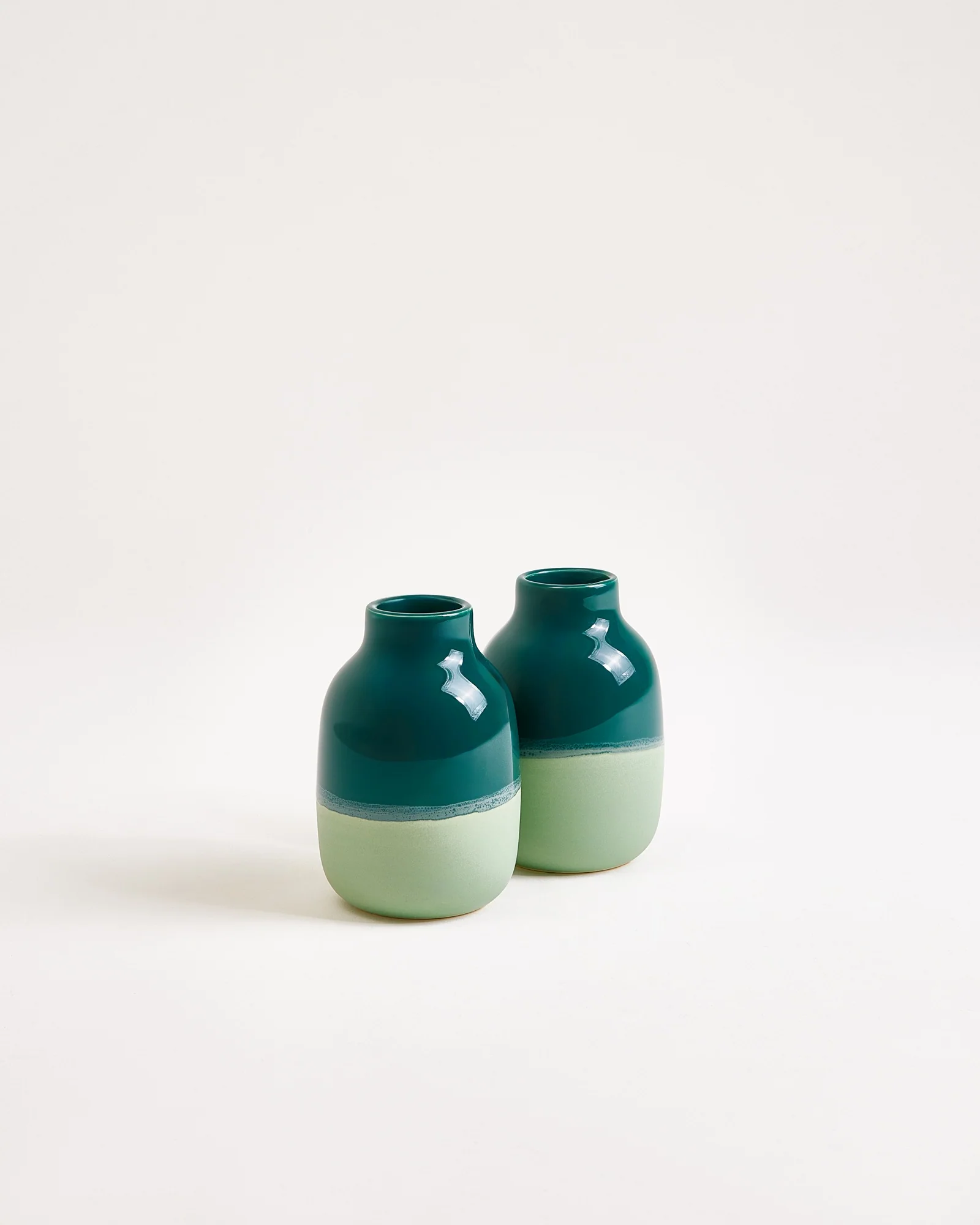 Nuno Vase S dunkelgrün salbei - Image 3